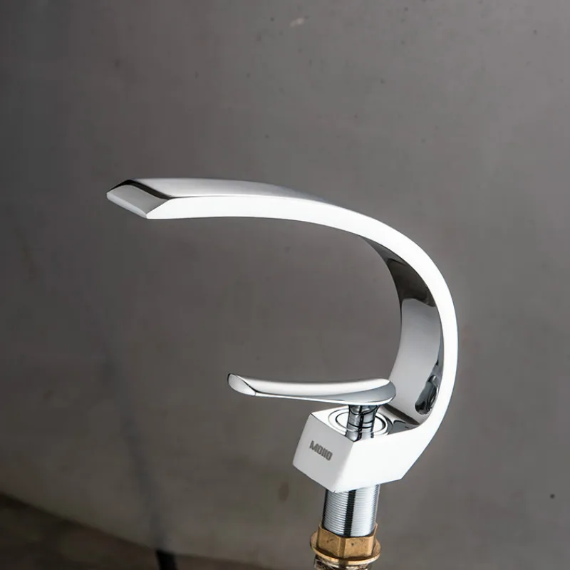 MOIIO смеситель для раковины в ванной комнате с креплением на палубе яркий