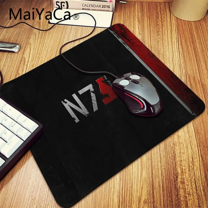 Lock Edge 18x22cm MaiYaCa Mass Effect N7 игровой логотип резиновый коврик для мыши игровой аниме мультфильм Принт Большой размер игровой коврик для мыши Коврик для клавиатуры Настольный коврик - Цвет: Lock Edge 18x22cm