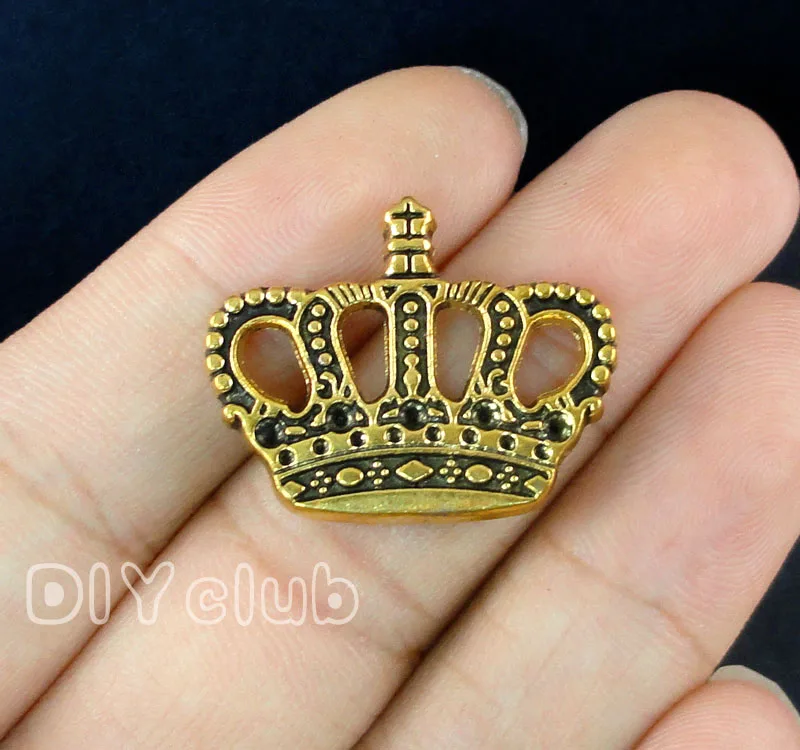 

30pcs-Antique Gold Tone Crown Charm Pendant 28x22mm