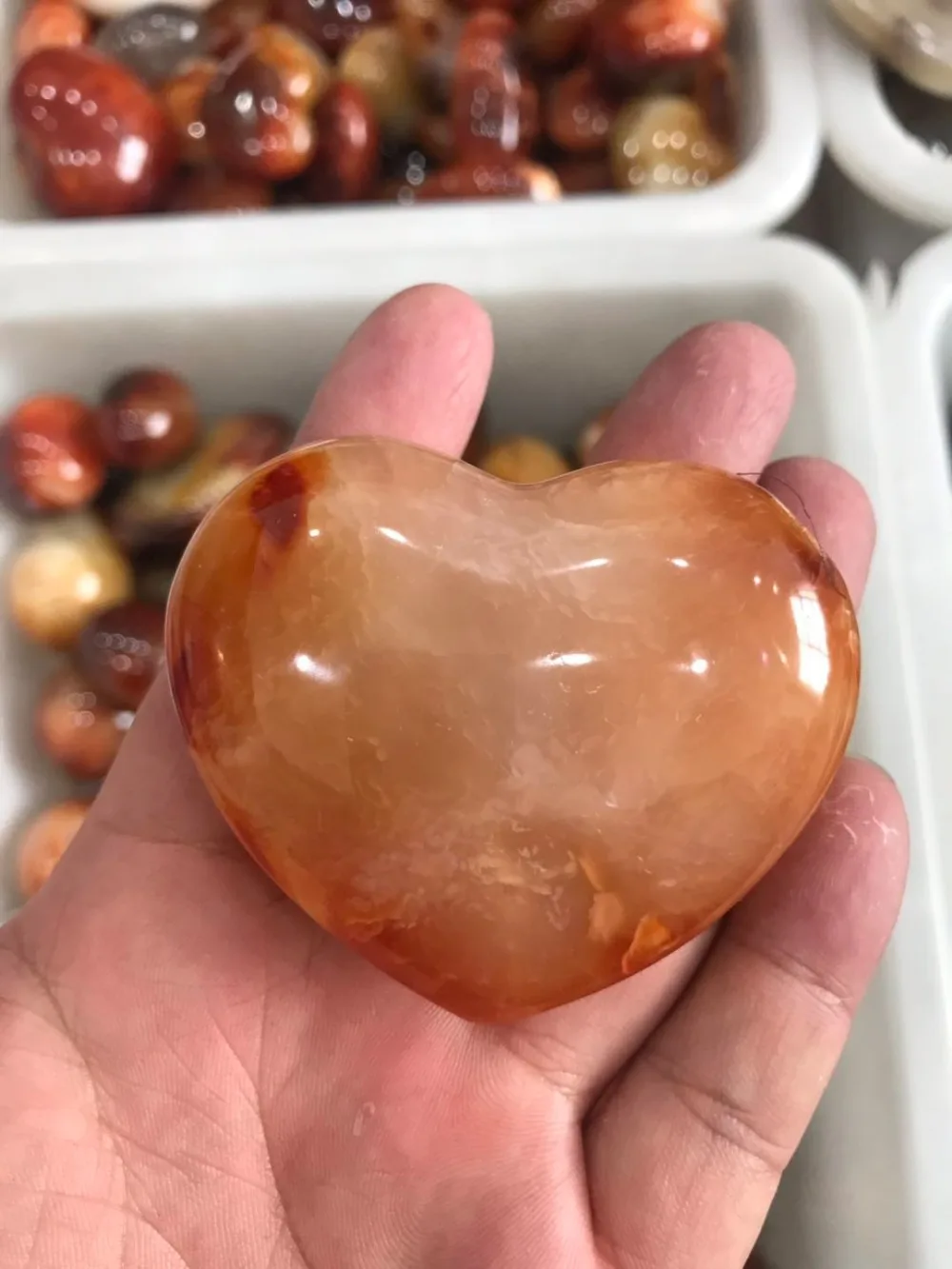 С натуральным красным агатом кварцевые Sardonyx кристалл любящее сердце Исцеление