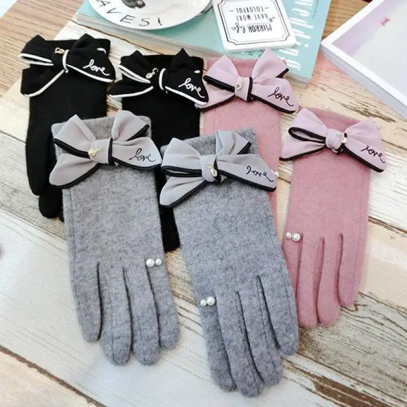2018 Autumn Winter Gloves Women Fragrant Style Cute Bowknot Rabbit Hair Wool Blended Touch Screen Female Mittens AGL400 | Аксессуары для