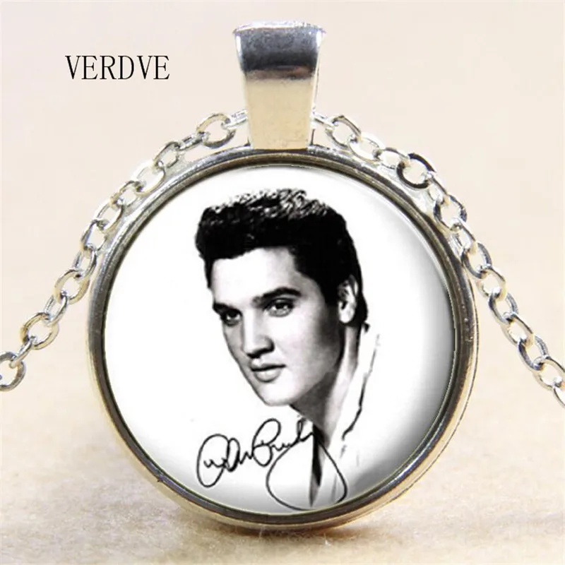 

VERDVE 3-Color Elvis Portrait Round Crystal Glass Pendant Necklace Jewelry