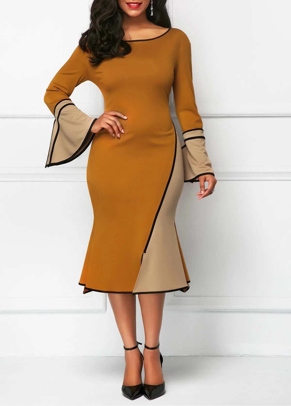 

Plus-sized crew neck bell sleeve contrasting color Slim fit dress elegant lady dress casual female dress