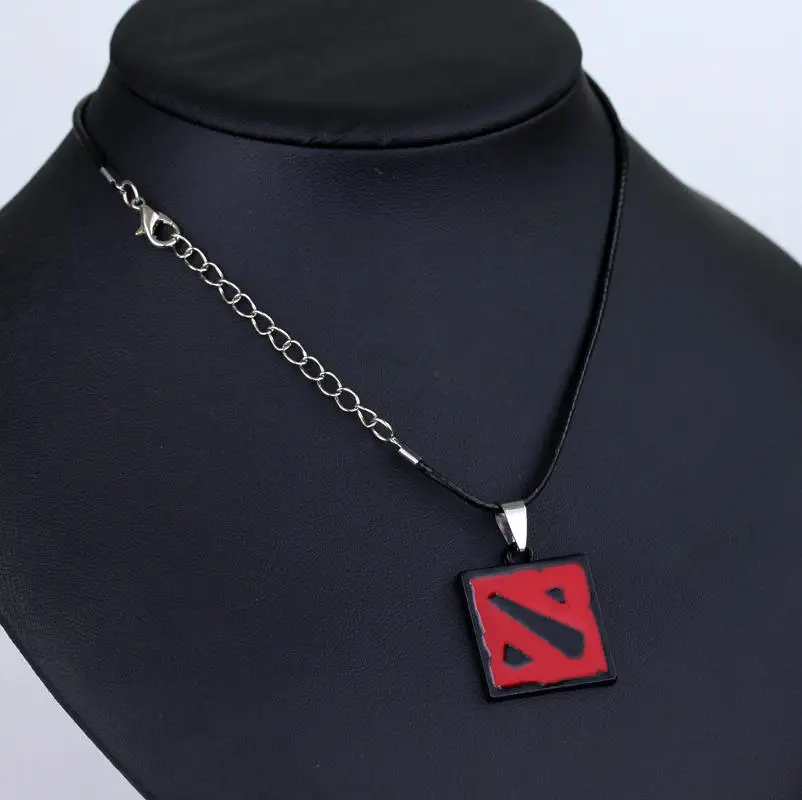 Ожерелье Dota 2 того же цвета черная и красная эмаль квадратная веревка кожаные