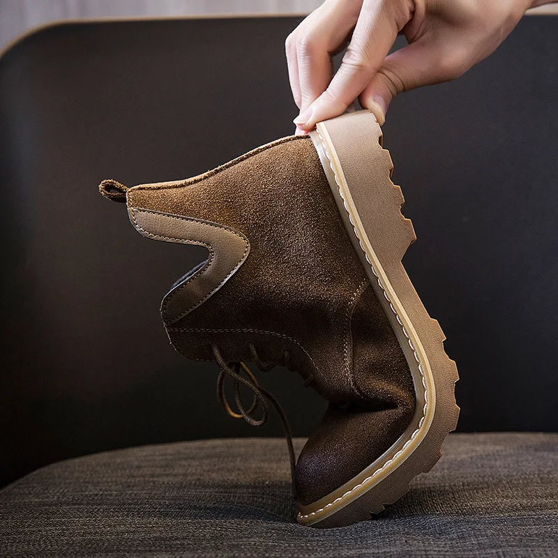 Ботинки женские мотоциклетные в стиле ретро с круглым носком на среднем каблуке