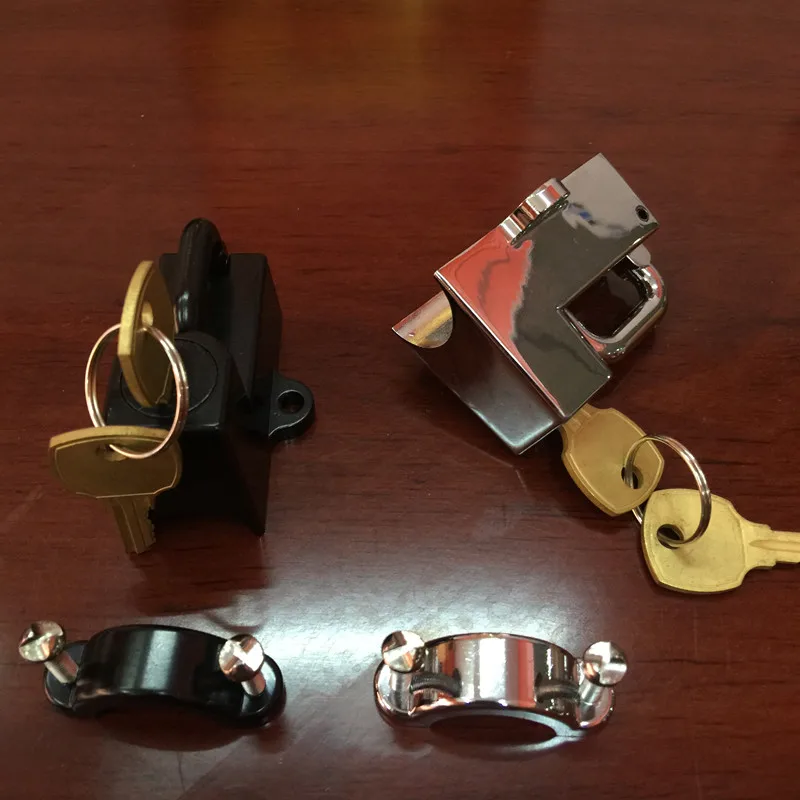 Замок для мотоциклетного шлема Sansour KURYAKYN для HARLEY CHROME, черный, от 7/8 дюйма до 1 трубки 4220 4234