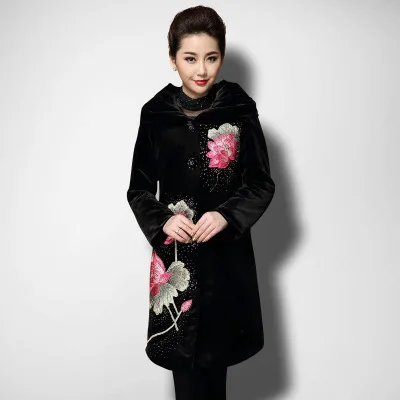 Черный Зимняя женская куртка размера плюс 5XL, вельветовое утепленное пальто с вышивкой, Женская Осенняя верхняя одежда с хлопковой подкладкой, длинное пальто - Цвет: Черный