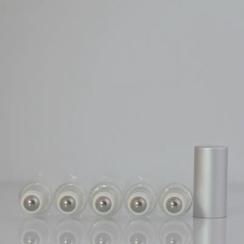 Стеклянная бутылка с роликовыми шариками для эфирных масел 10 мл | Красота и