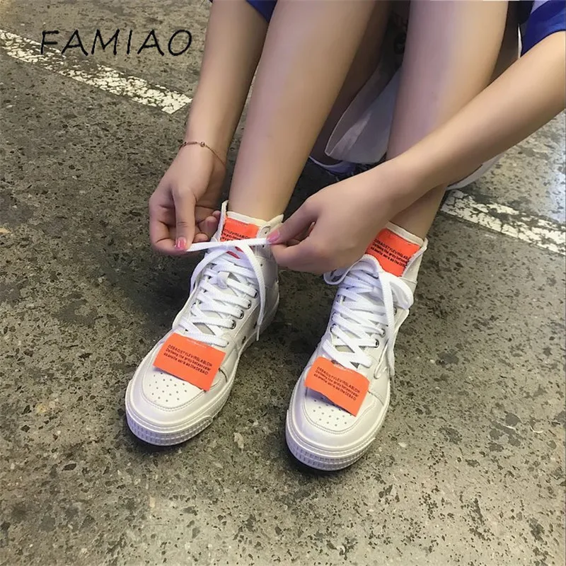 FAMIAO 2018 модные высокие кроссовки парусиновая обувь женская повседневная белый