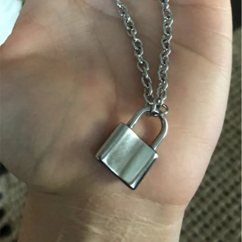 

Women Jewelry Silver Color PadLock Pendant Necklace Brand New Stainless Steel Rolo Cable Chain Necklace Friendship Gifts