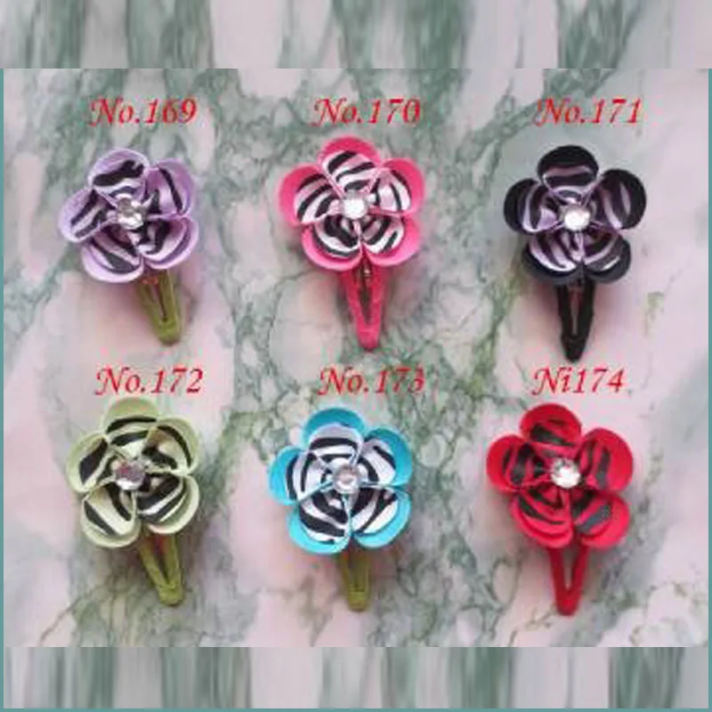 

60 PCS Good Girl BLESSING Latest Vogue Style 2" Grosgrain Flower Snap Clip 252