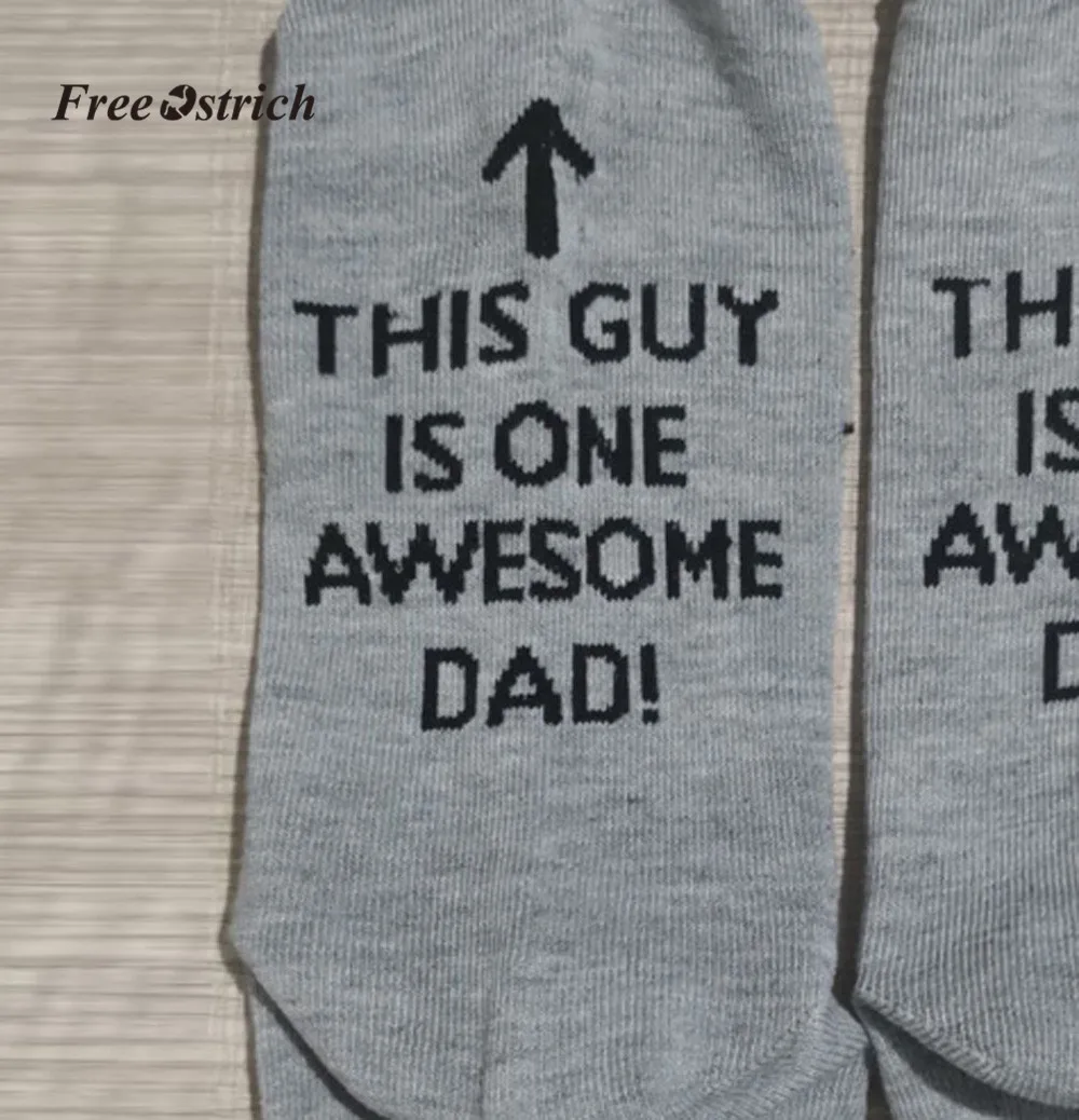 Страуса одежда носка Для мужчин 'Awesome Dad' подарка отцу забавные принты с надписями средней высоты короткие носки Бег Носки Для мужчин Смешные счастливые