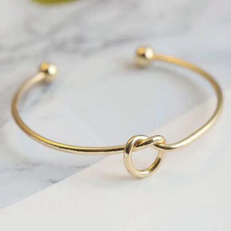 gold 1 шт./компл. Винтаж манжеты, браслеты на запястье для Для женщин Краткое с серебряным покрытием стрелы узлом Подвески Браслет ювелирные изделия подарок на день Святого Валентина - Окраска металла: gold