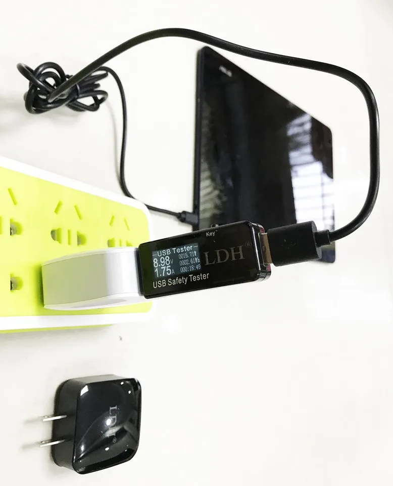 3 V-30 V Цифровой диспплей USB тестер ток Напряжение Зарядное устройство Ёмкость доктор qc2.0 QC3.0 быстрый заряд power bank вольтметр