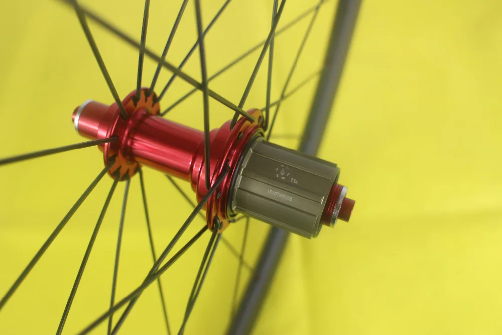 Распродажа 45 мм клинчерные дорожные колеса из углеродного волокна 700c комплект