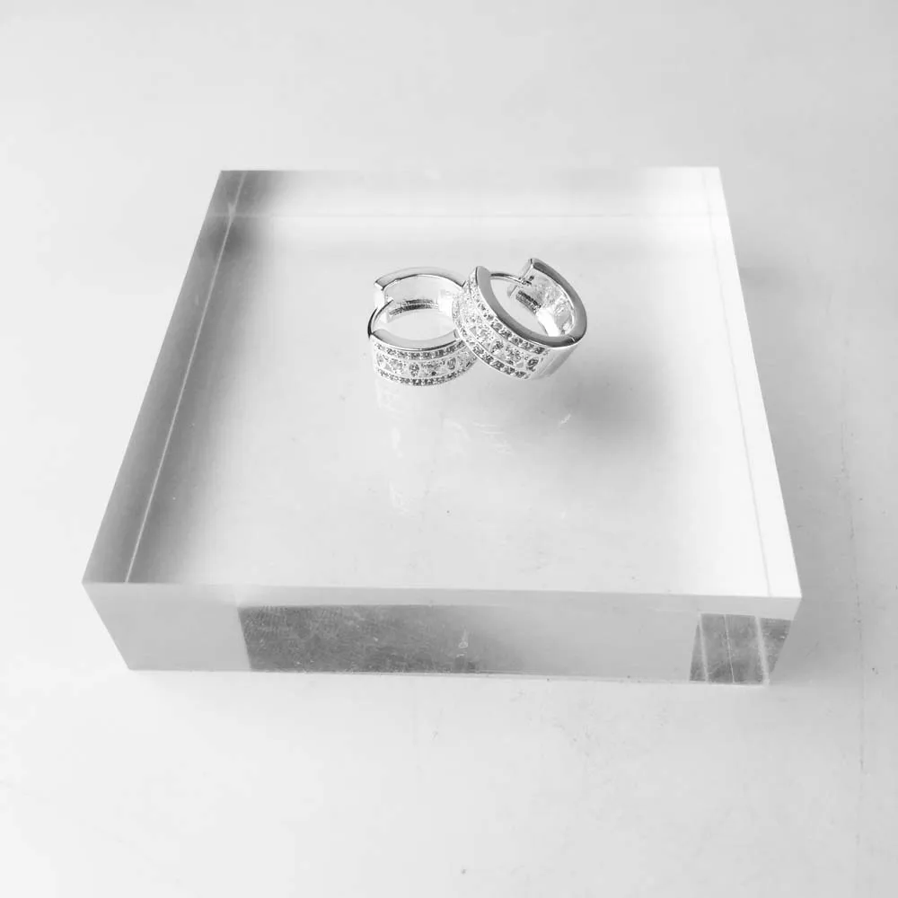 Серьги кольца в креольском стиле женские из серебра 925 пробы с белым кубическим