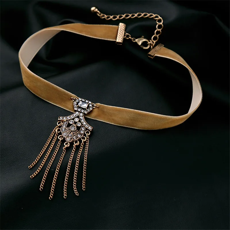 2017 Новый Горячий Мода Sexy Шелковый Цепи Кисточкой Choker Ожерелье Женщины Богемский