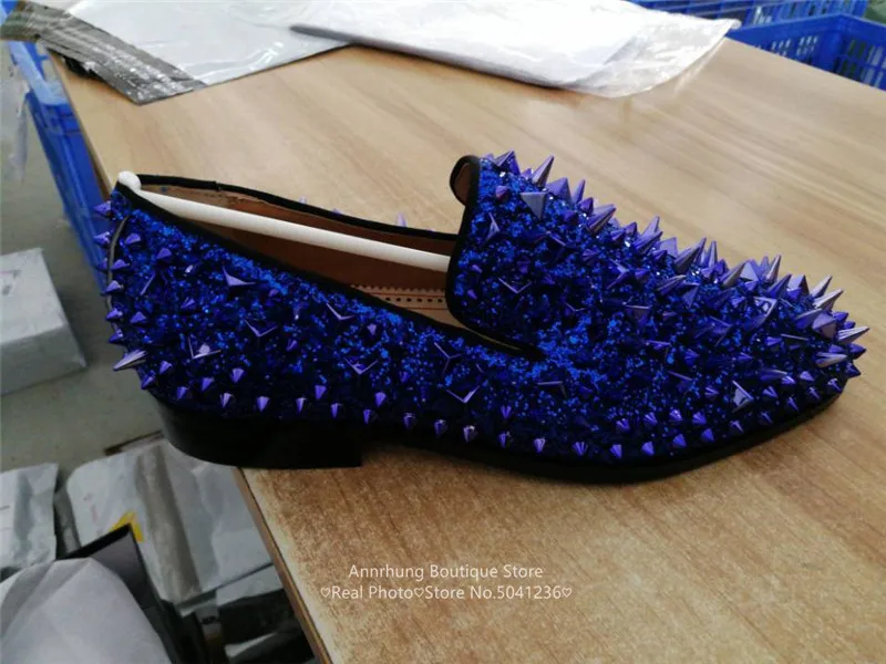 Glitter Rivet Casual Shoes Men Sequin Loafers Round Toe Slip On Flats Genuine Leather Studded Men Shoes Zapatillas Hombre