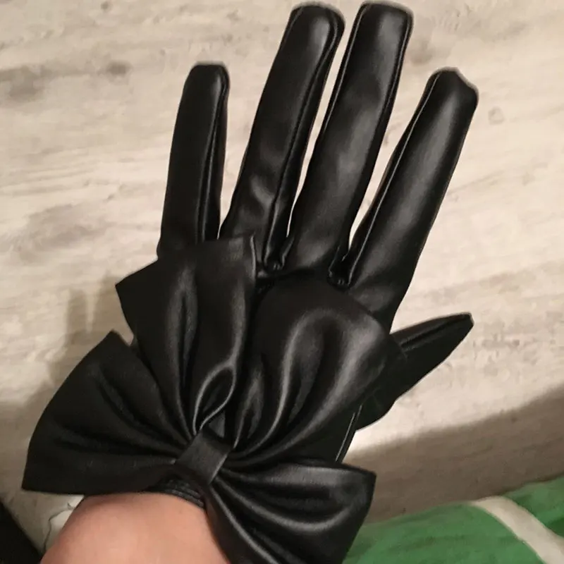 Naiveroo/женские зимние перчатки из искусственной кожи; Модные женские перчатки с бантом-бабочкой на запястье из мягкой кожи; Осенние теплые перчатки; варежки