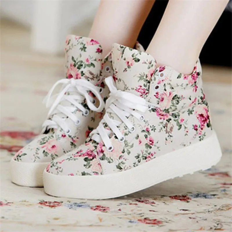 Женские кеды 2018 Летняя мода на платформе Кружево шнуровке повседневная обувь