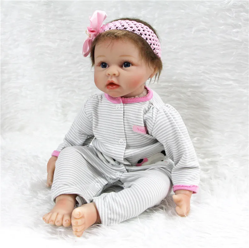 

22" bebe gift reborn realista boneca silicone reborn baby dolls for children girls brithday gift doll bebe alive