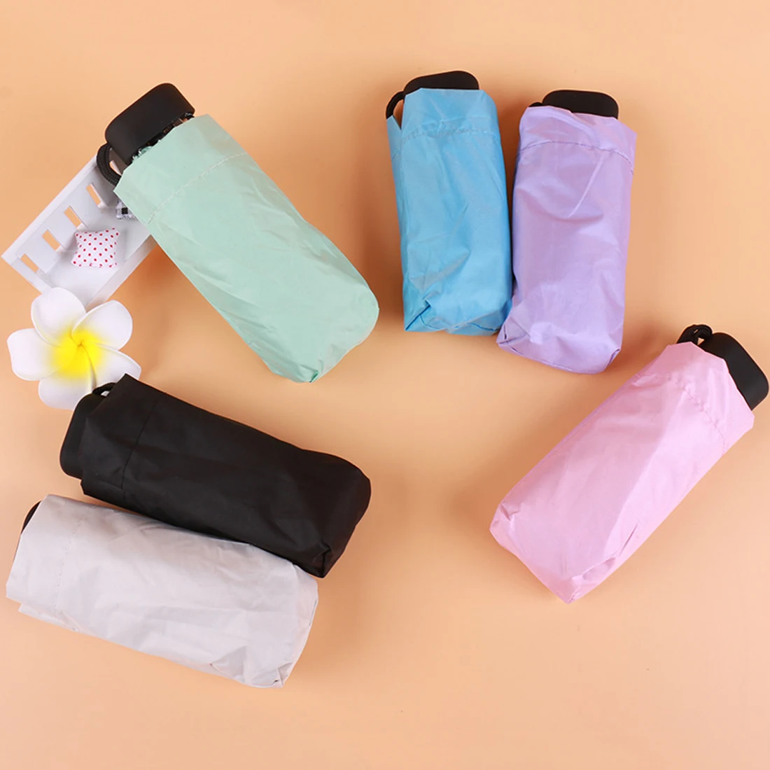 Портативный маленький складной зонт с пятью зонтиками для дождливой погоды