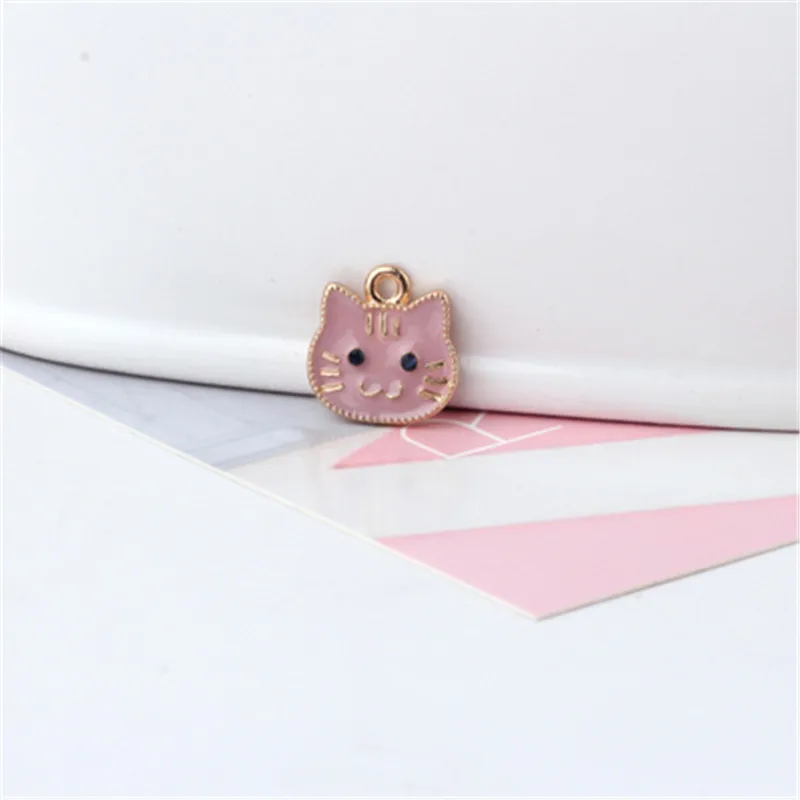 1 pink 50 шт./лот, 15 мм, каваи, эмалированный сплав, кошка, амулеты, сделай сам, Ювелирное Украшение, аксессуары, капля масла, металлическая Милая подвеска, подходит для сережек - Окраска металла: 1 pink