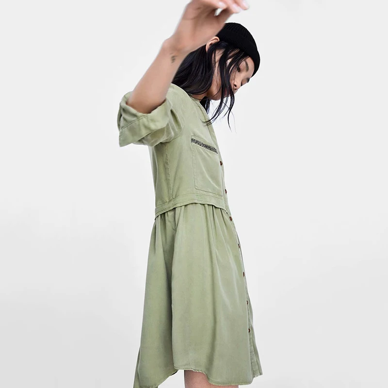 Женское платье рубашка с карманами бриллиантами бисером v образным вырезом