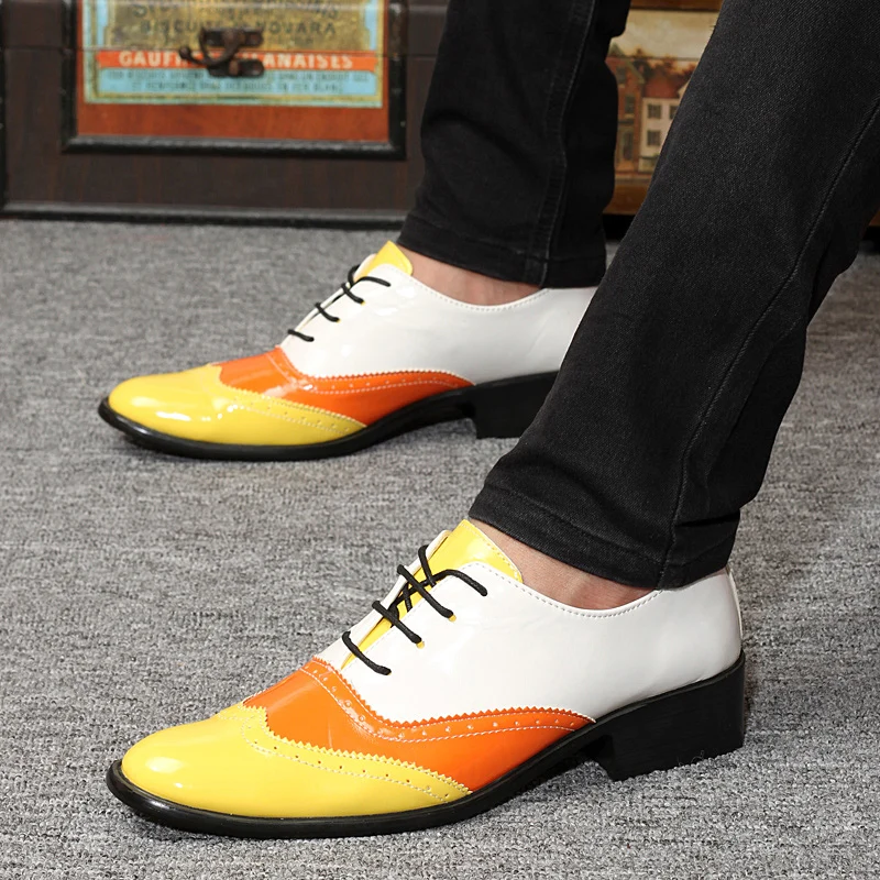 Brockden Men Shoes Carved Summer Casual Fashion Commercial Flats Breathable Pointed Toe Japanned Leather | Обувь