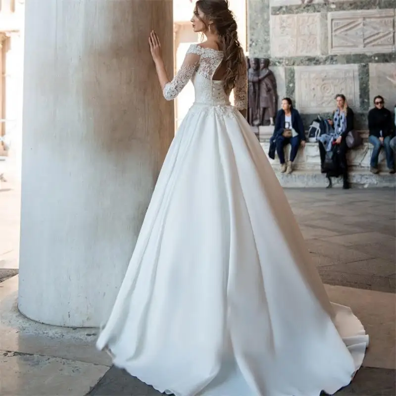 Винтажное свадебное платье с коротким рукавом и открытыми плечами кружевной