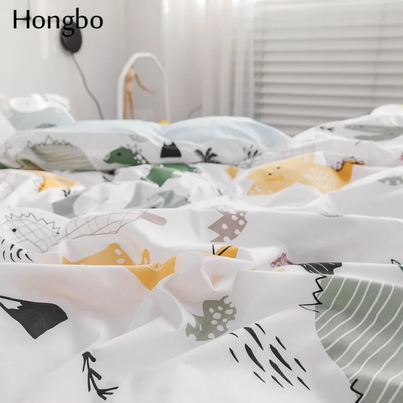 Комплект постельного белья Hongbo с животными пододеяльник простыня динозавром