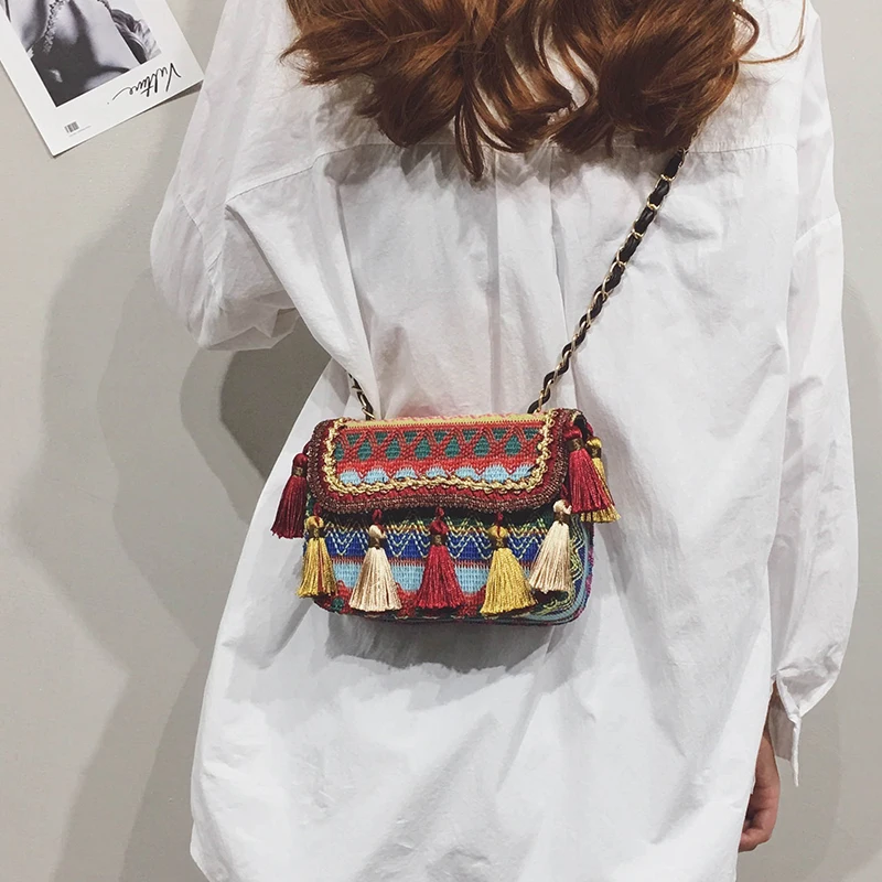 Новая Брендовая женская сумка с кисточками через плечо тканевая Сумочка