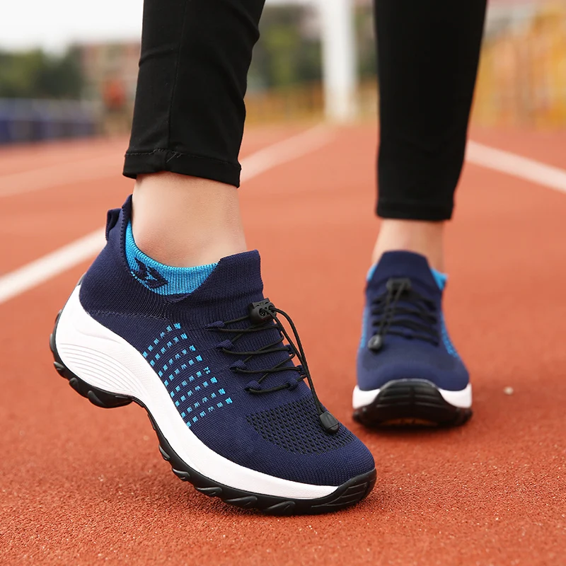 Женская обувь на платформе; Повседневная обувь; tenis feminino; сетчатые кроссовки, увеличивающие рост; Женская Удобная прогулочная обувь;