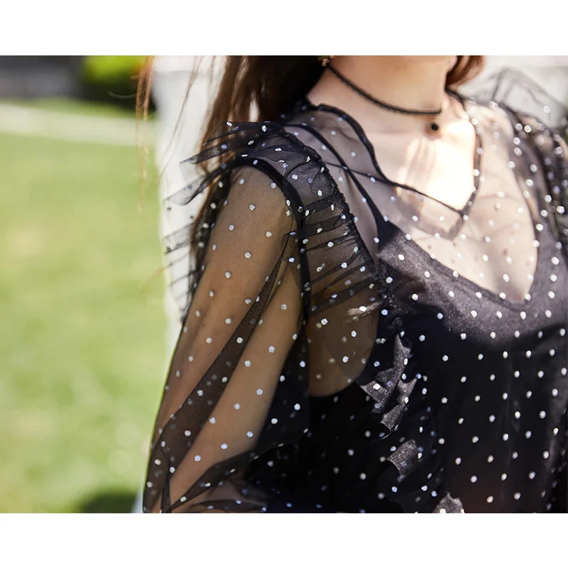 Женское платье с оборками ARTKA розовое фатиновое из двух предметов V образным