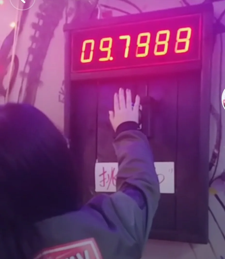 Секретная комната эвакуация Опора 6-значная цифровая трубка Кнопка таймер