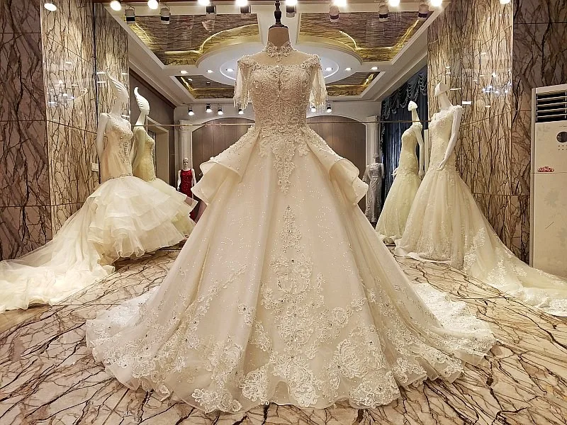 LS75608 свадебное платье с рукавами2018 зашнуруйте открытую спинку курткой коротким