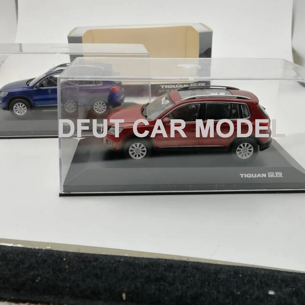 Модель спортивного автомобиля 1:43 под давлением TIGUAN из сплава оригинальные