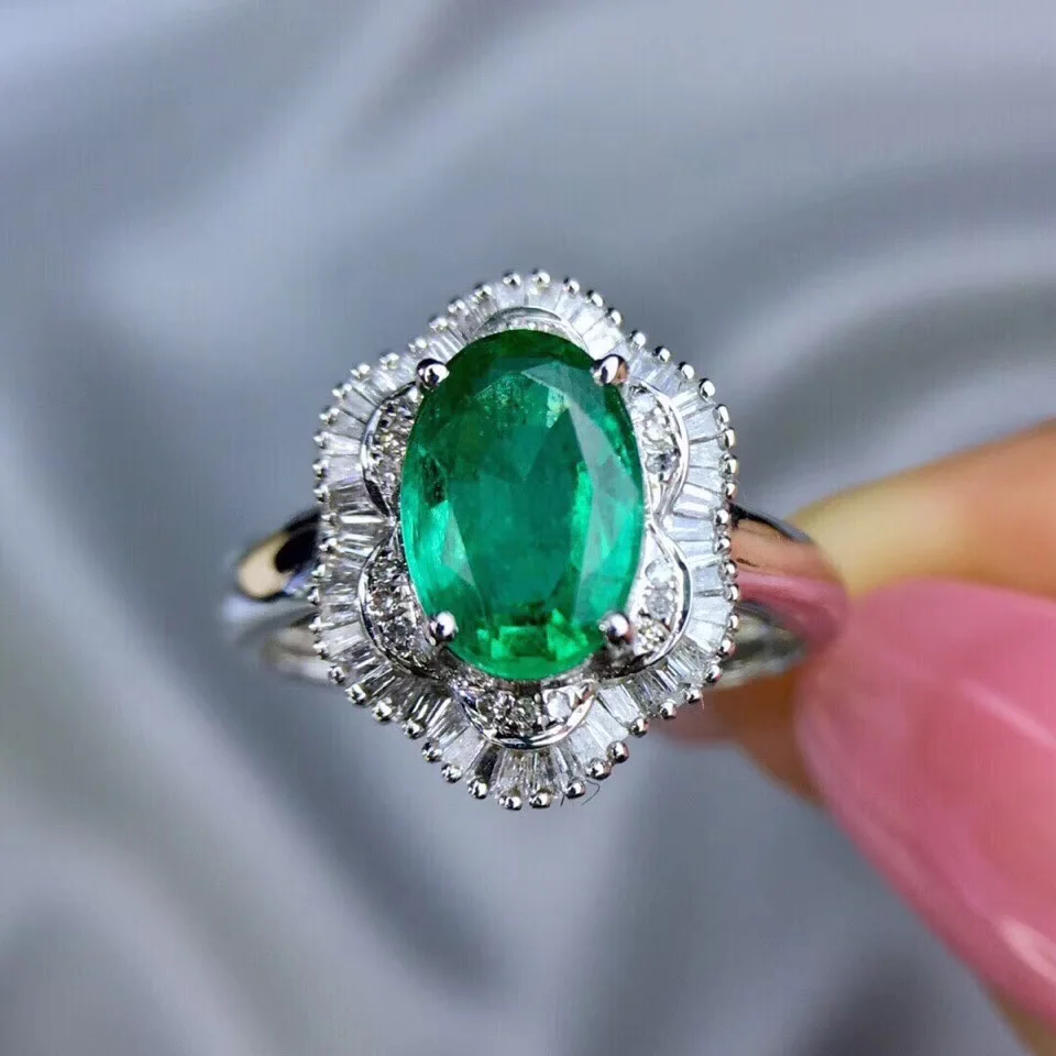 

Hot Sale1.6Ct Lab Created Colombian AAA Oval Shape Emerald Ring In Solid 14Kt White Gold Ring with Moissanite Jewelry For Women