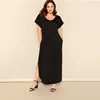 SHEIN, платье макси размера плюс, черное, с косым карманом, M-Slit Hem,, женское летнее Повседневное платье с карманами и v-образным вырезом, с коротким рукавом, однотонное, длинное, Dreeses