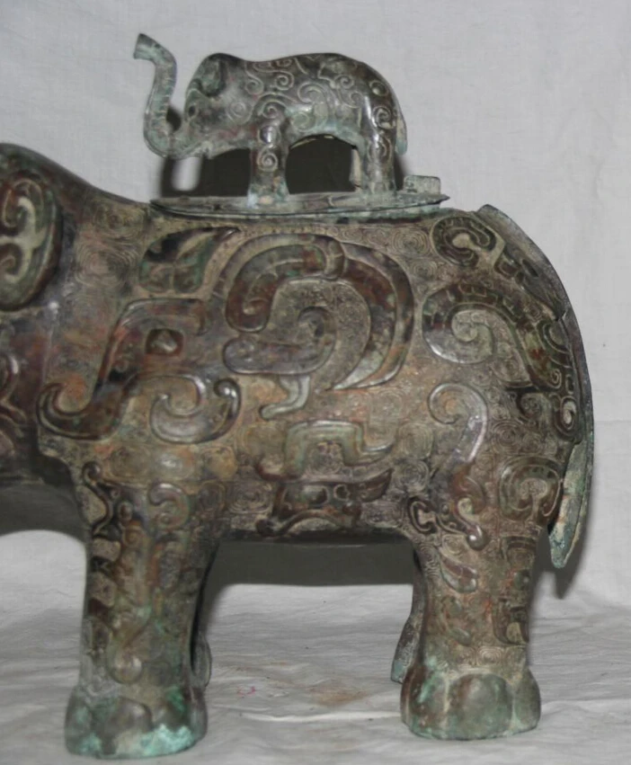 song voge gem S1891 16 Archaic Chinese Dynasty Bronze Palace Nobleman Using 2 Elephant Zun Statue | Дом и сад