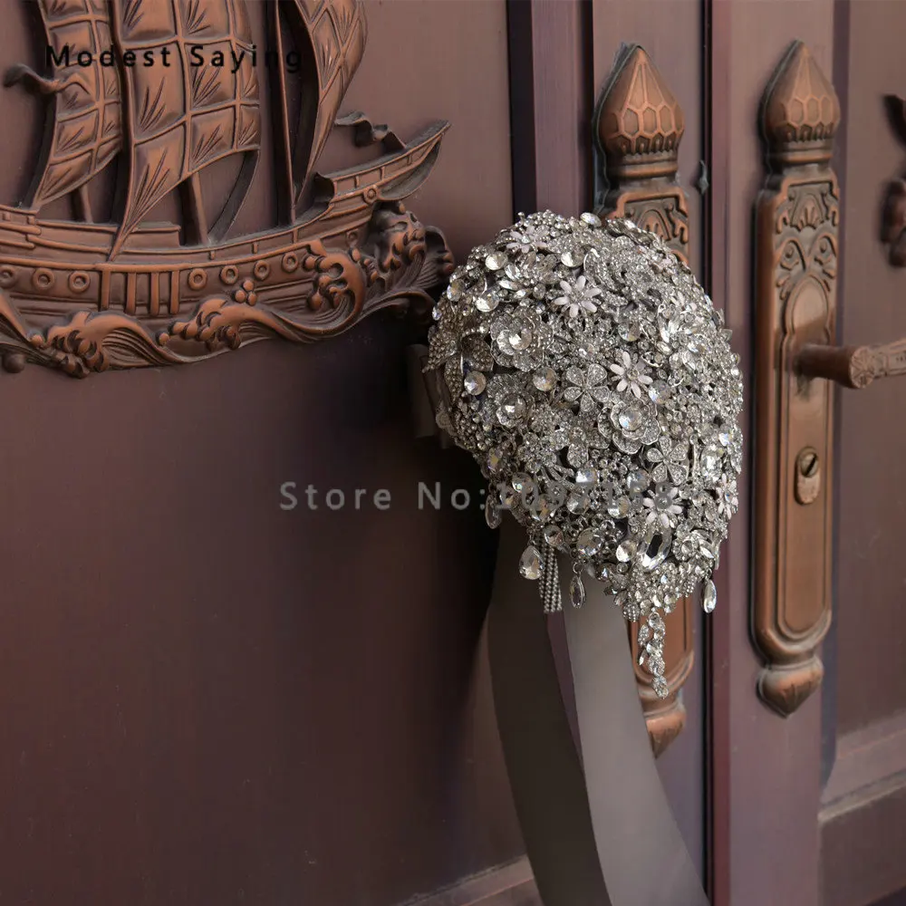Luxury Dripping Artificial Flowers Sparkly Wedding Bouquets 2017 with Rhinestone Bridal Bridesmaid Accessories | Свадьбы и торжества