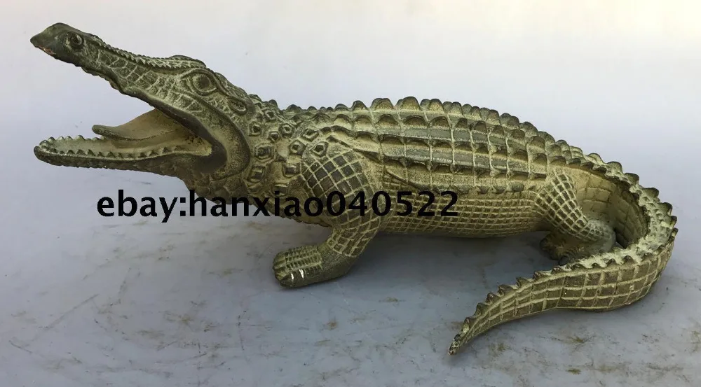 

Old Chinese Fengshui Bronze Ferocious crocodile alligator crocodilian Statue