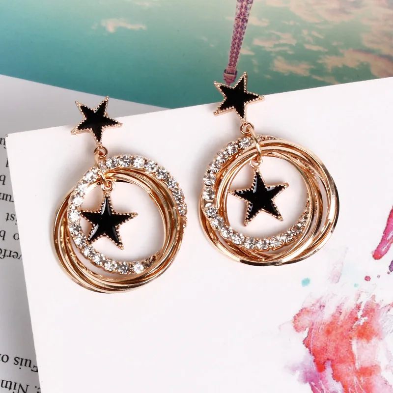 

2019 New Moving star Earrings multilayer metal circle earrings pentagram Korean temperament ear Jewelry