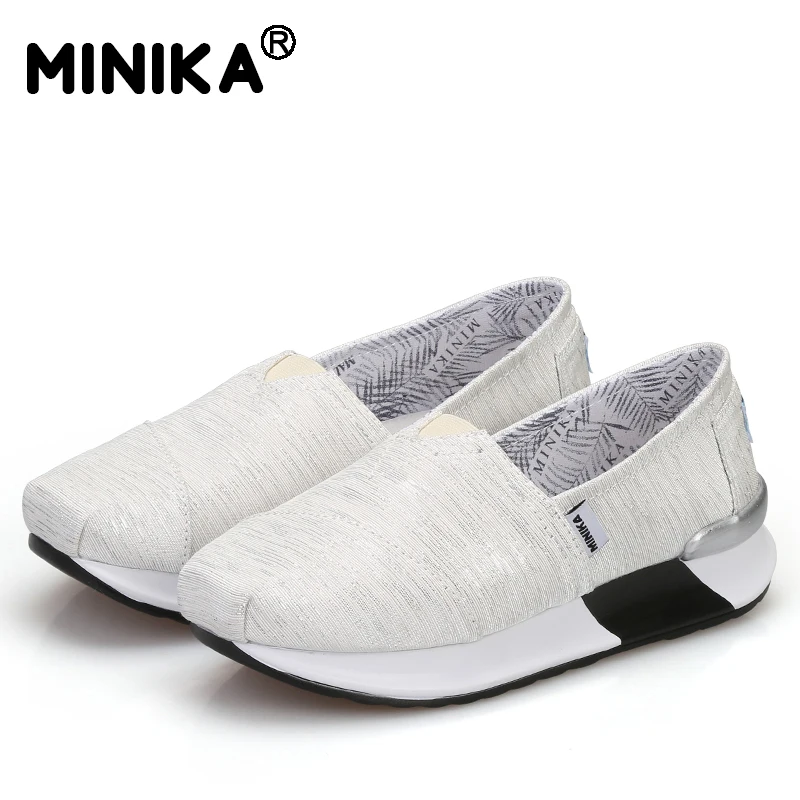 Minika/Новинка 2017 года Женская обувь на плоской платформе Повседневная Молодежная
