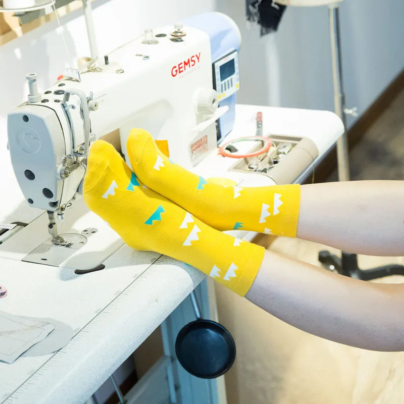 

1 Pair New Summer Autumn Winter Fashion Cute Women Lady Multicolor Cartoon Pattern Soft Egg Ripple Clouds Pattern Casual Socks