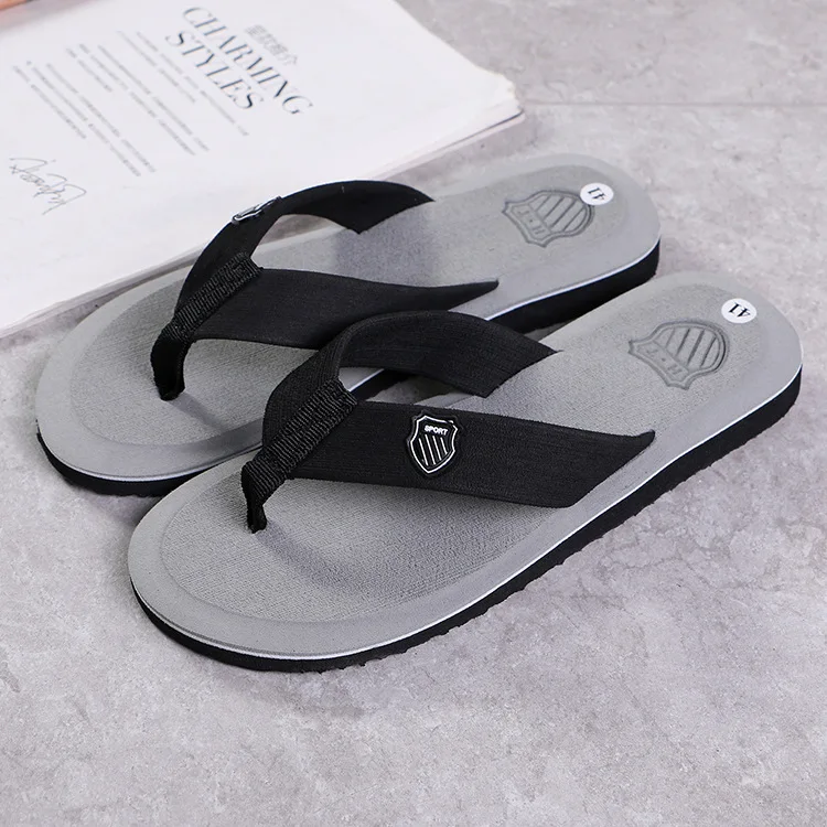 Gray Men Summer Flip Flops Beach Sandals Anti-slip Casual Flats Shoes High Quality Slippers Zapatos Chanclas De Hombre Wholesale - Цвет: Gray