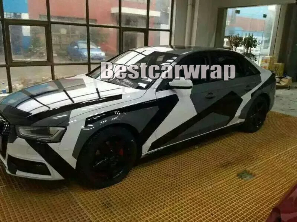 Виниловая камуфляжная пленка для автомобиля большие пиксели черная белая серая