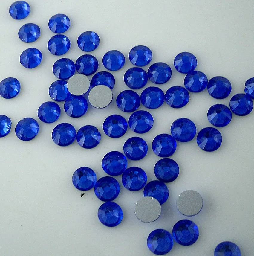 Фасетированные стеклянные кристаллы сапфирово-синего цвета AAAA 2-6 мм с плоской задней стороной для украшения мобильных устройств, ногтей, одежды, обуви и сумок - 144 шт.