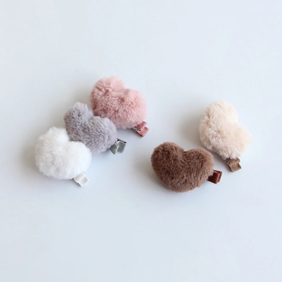 Милые заколки для волос из искусственного меха в форме сердца аллигаторные с