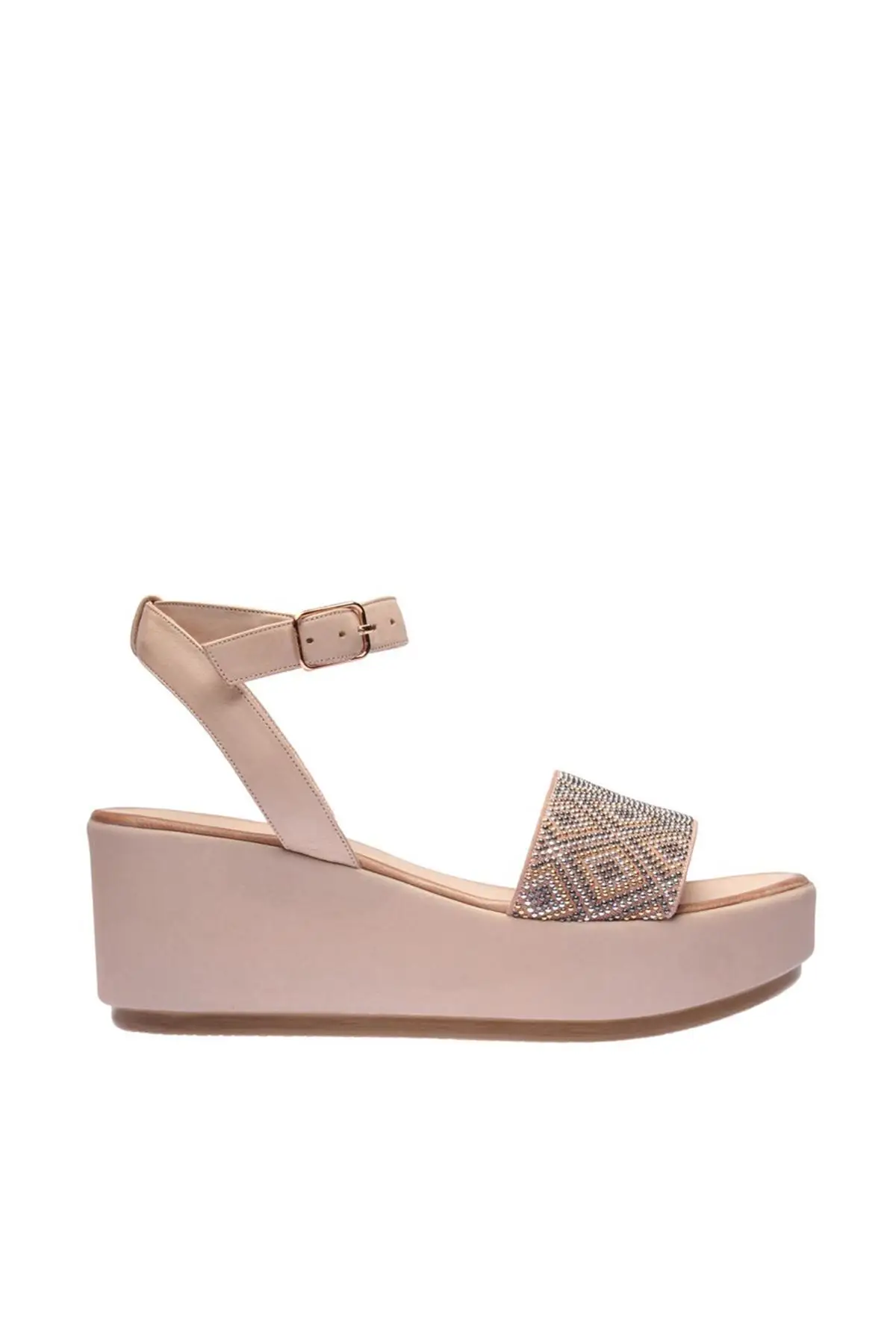 Женская обувь на танкетке розового цвета из натуральной кожи с жемчугом